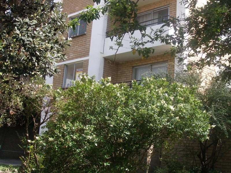 Image of apartment building