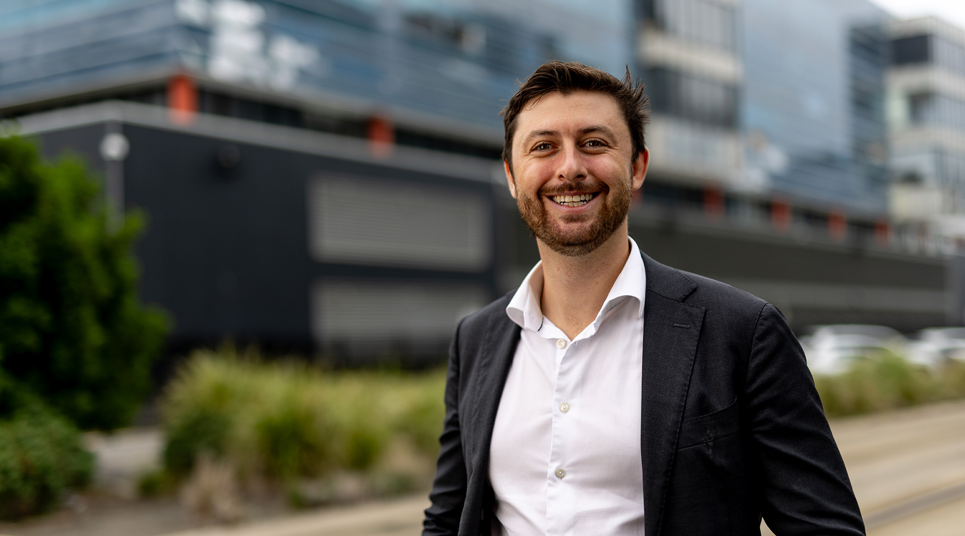 Introducing Nathan Hunter : The Real Difference Between Selling Prestige Residential and Commercial/Industrial Property