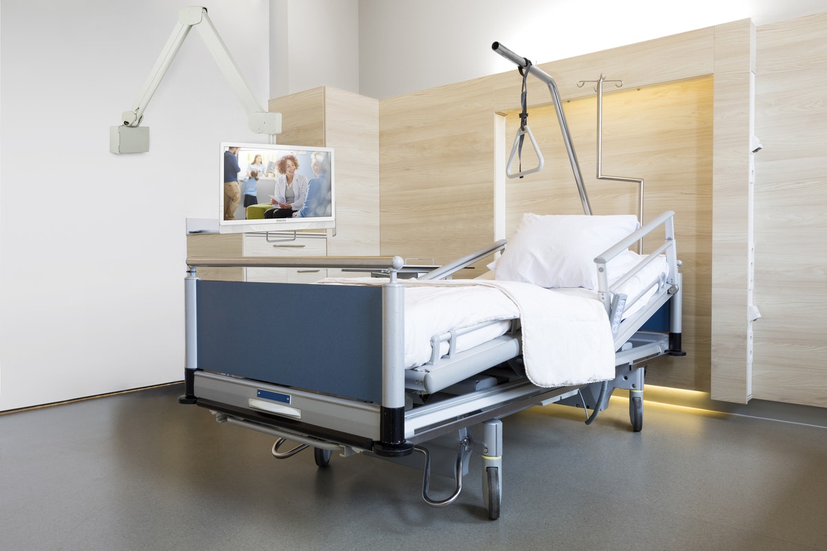 HealthcareTV_BedsideArm_FINAL image