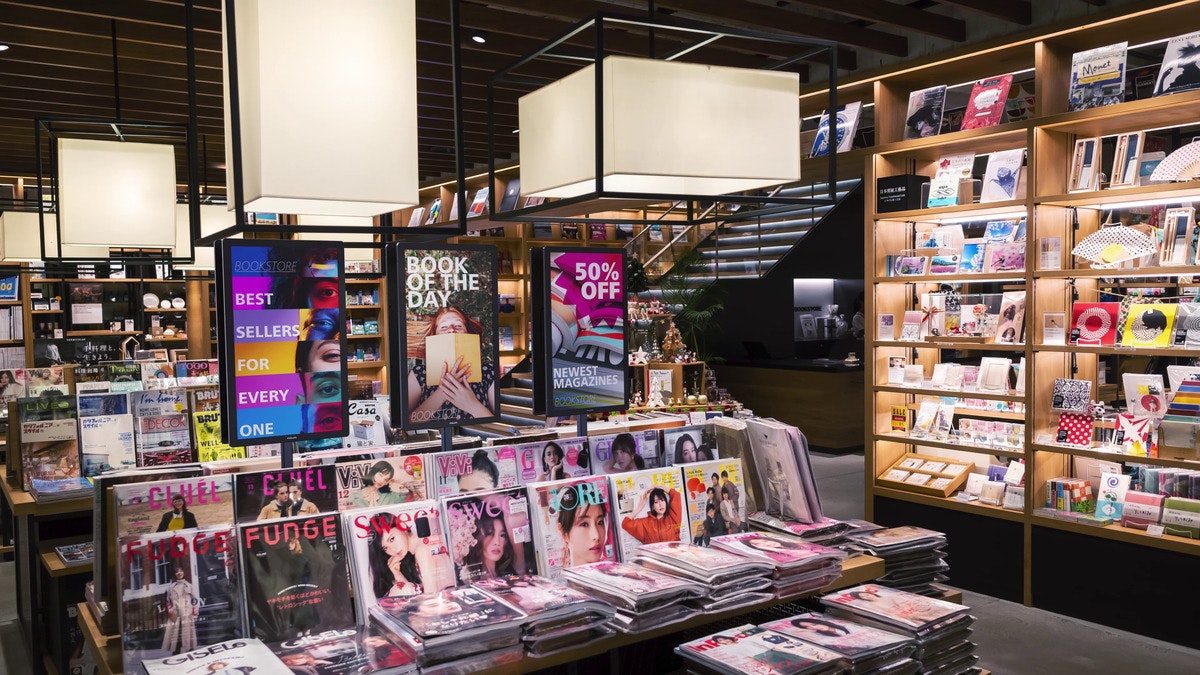 retail bookstore tableaux