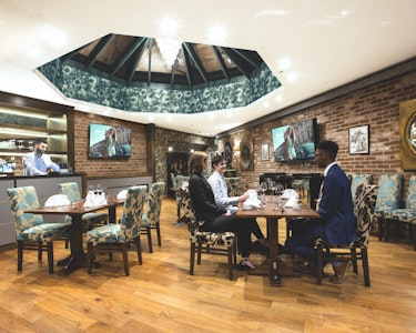 11 P-Line Corporate Meeting image