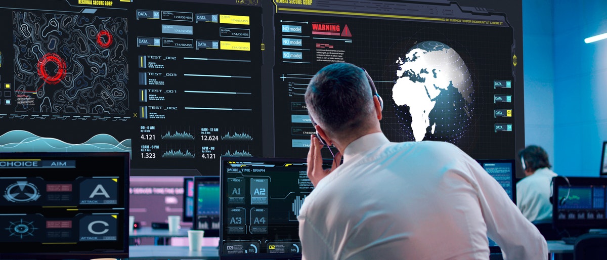 LED6000-ControlRoom image