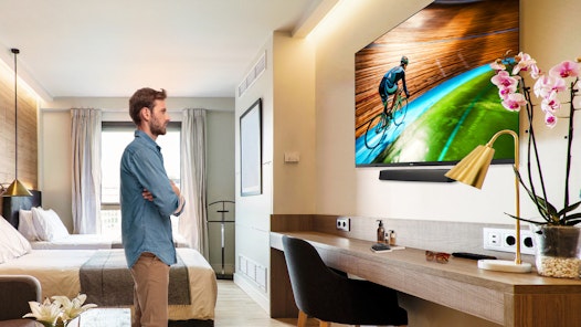 hotel suite leisure mediasuite cropped soundbar
