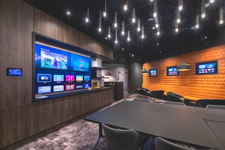 jpeg files philips case study jan heintze kick box by panduit eindhoven stadion 02 12 2020 melanie lemahieu 6