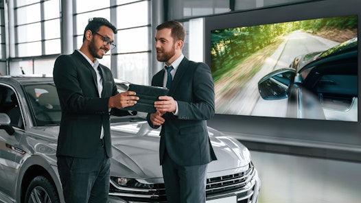 unite led 7000 aio car showroom