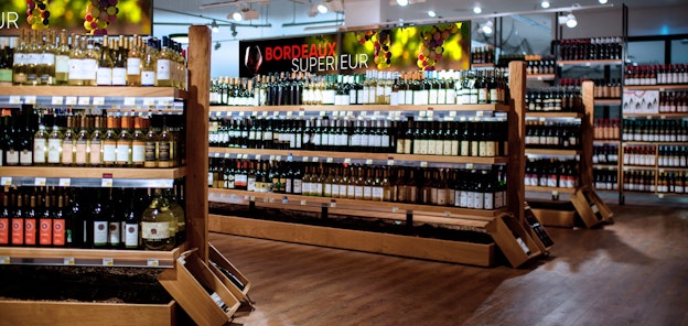 S-Line_wine shop 2 s line wine shop 2