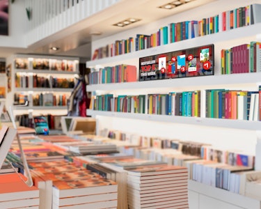 S-Line_bookstore image