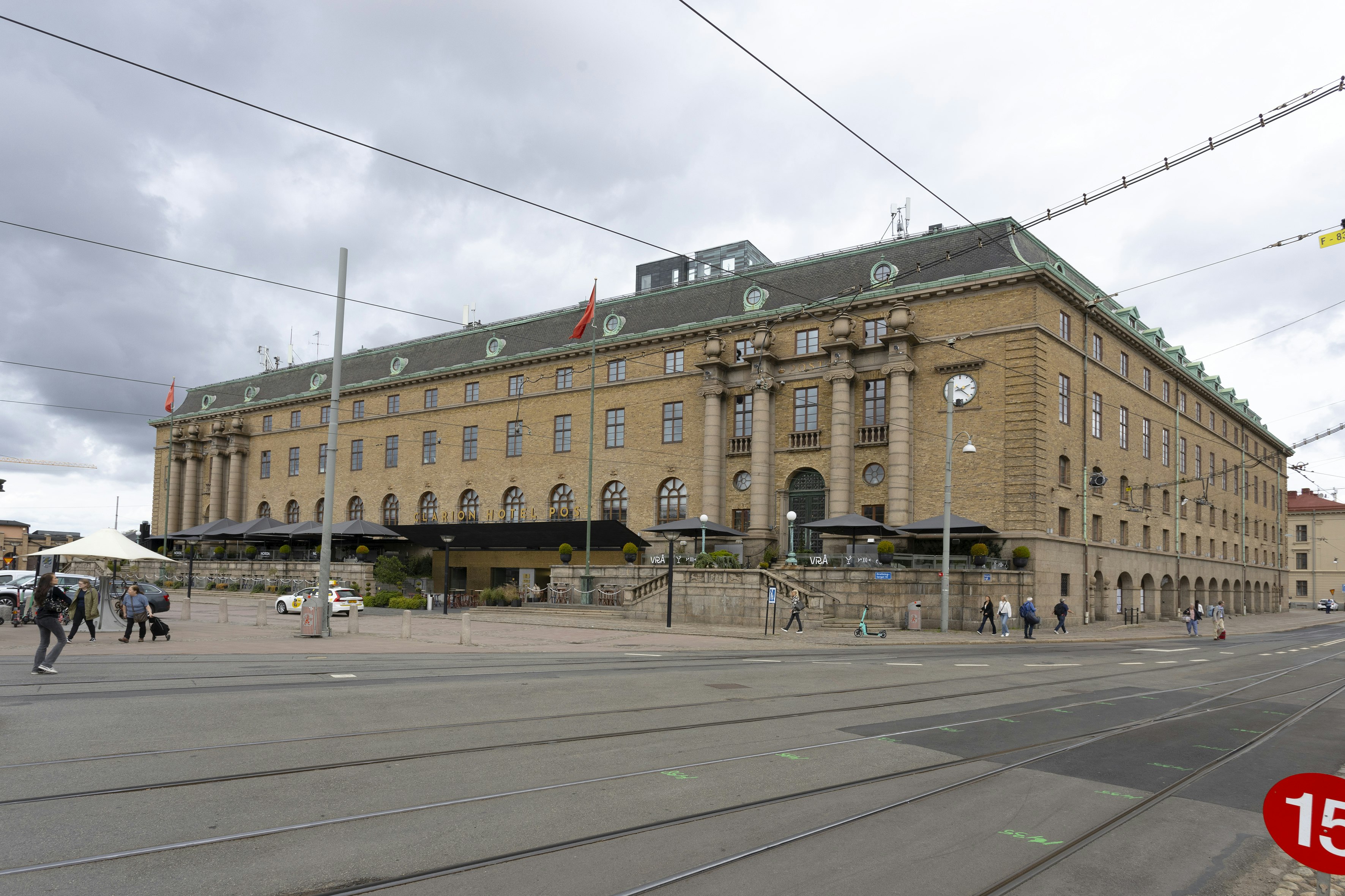 Clarion post5H0A3699 clarion post5h0a3699