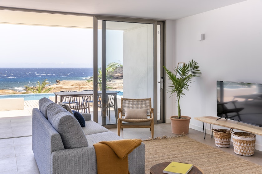 nivaria beach apartments and villas 1