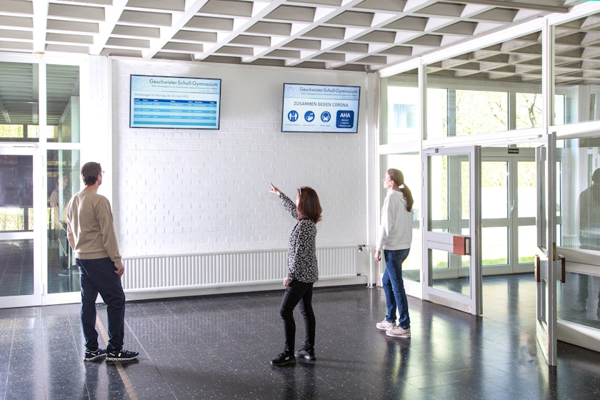 Education_Hall_Q-Line image