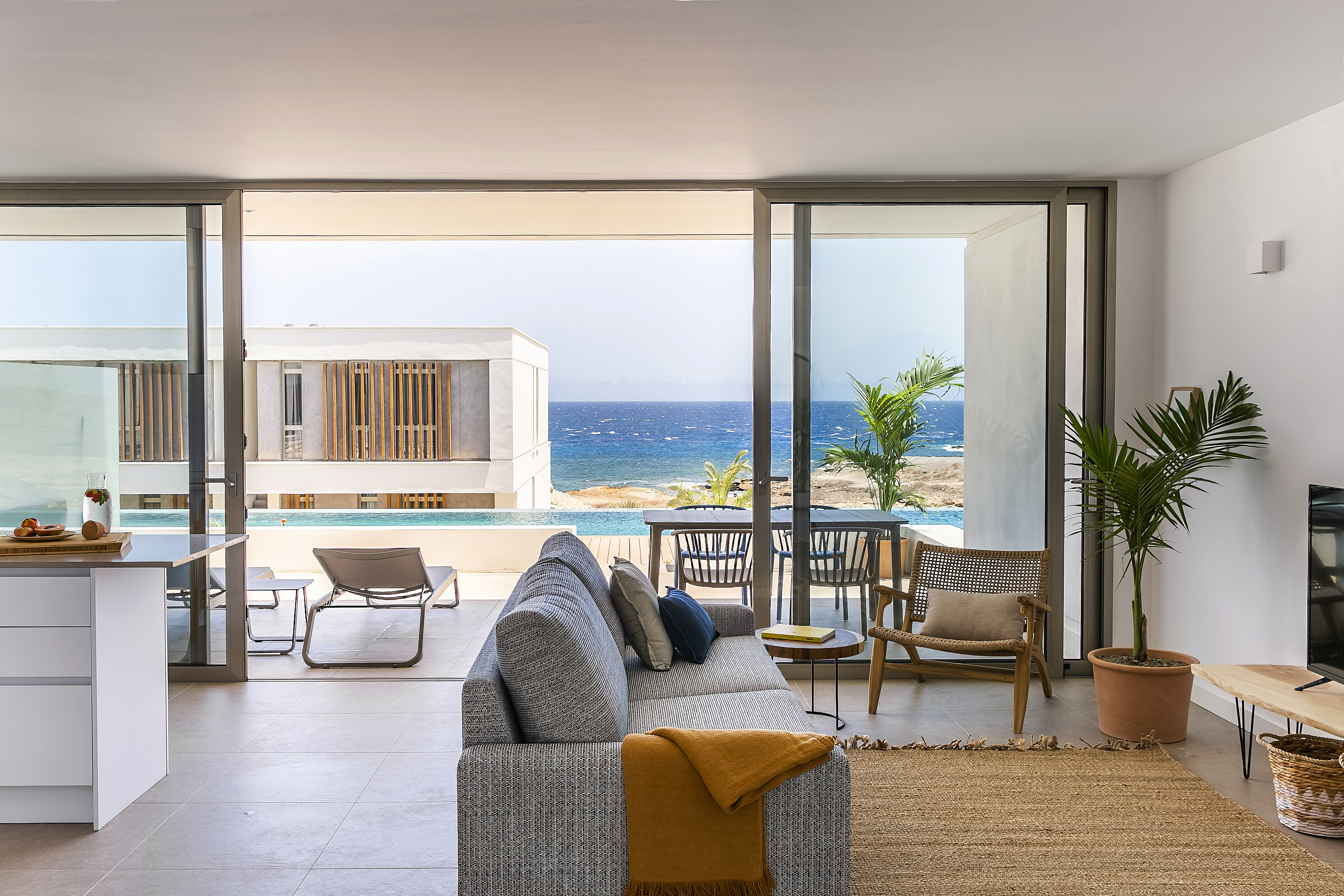 nivaria beach apartments and villas 5