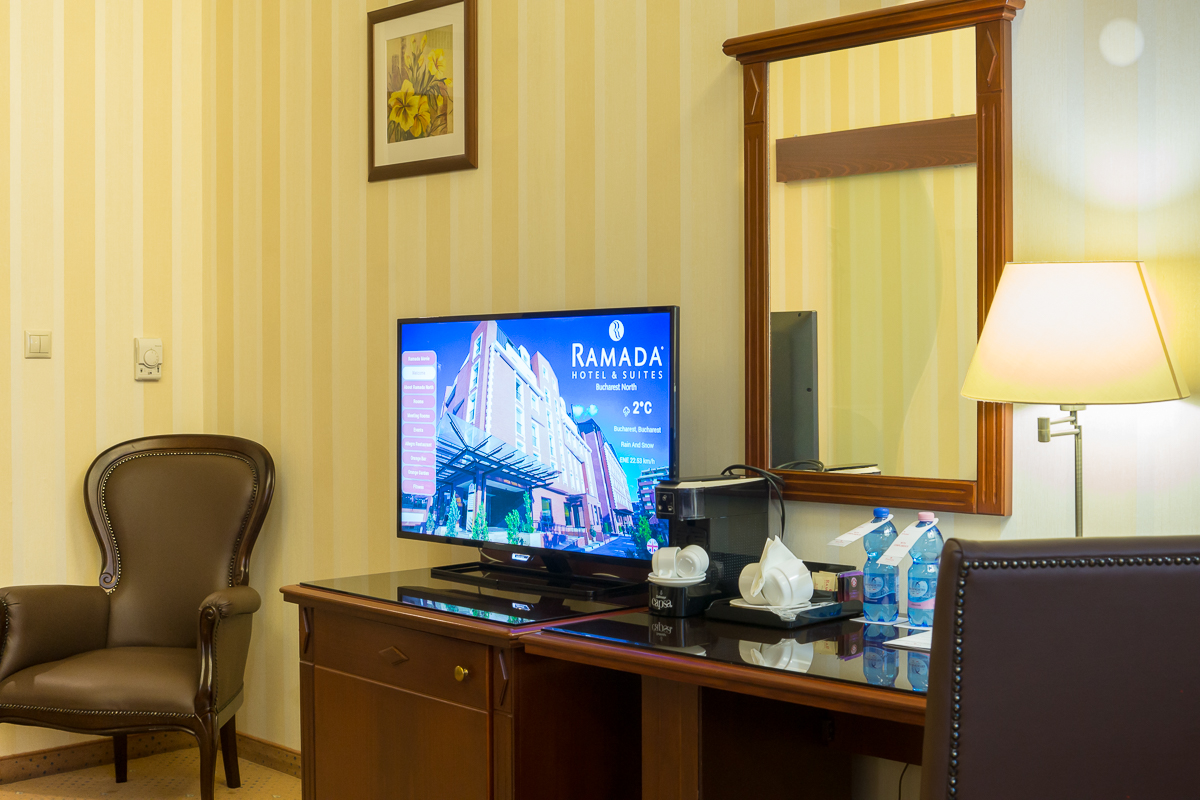 © Simion Buia_Philips_Ramada-Nord-contact@academiadefotografie.ro_+40763654920-9945