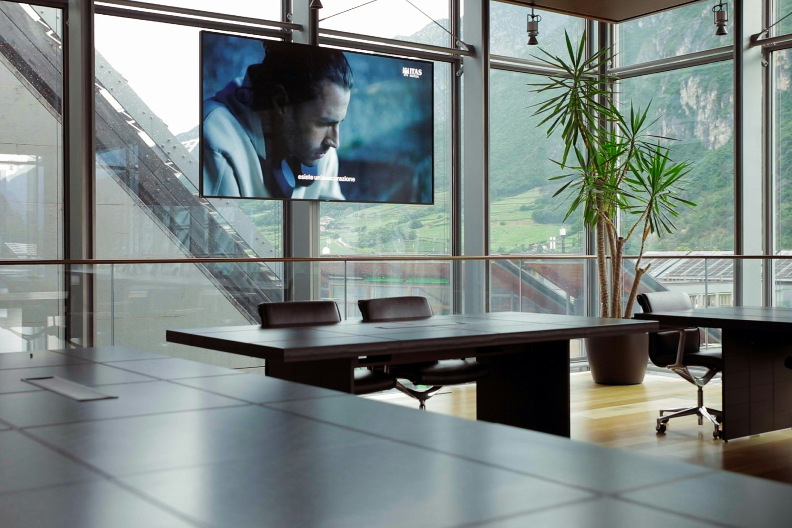 itas mutua board room2