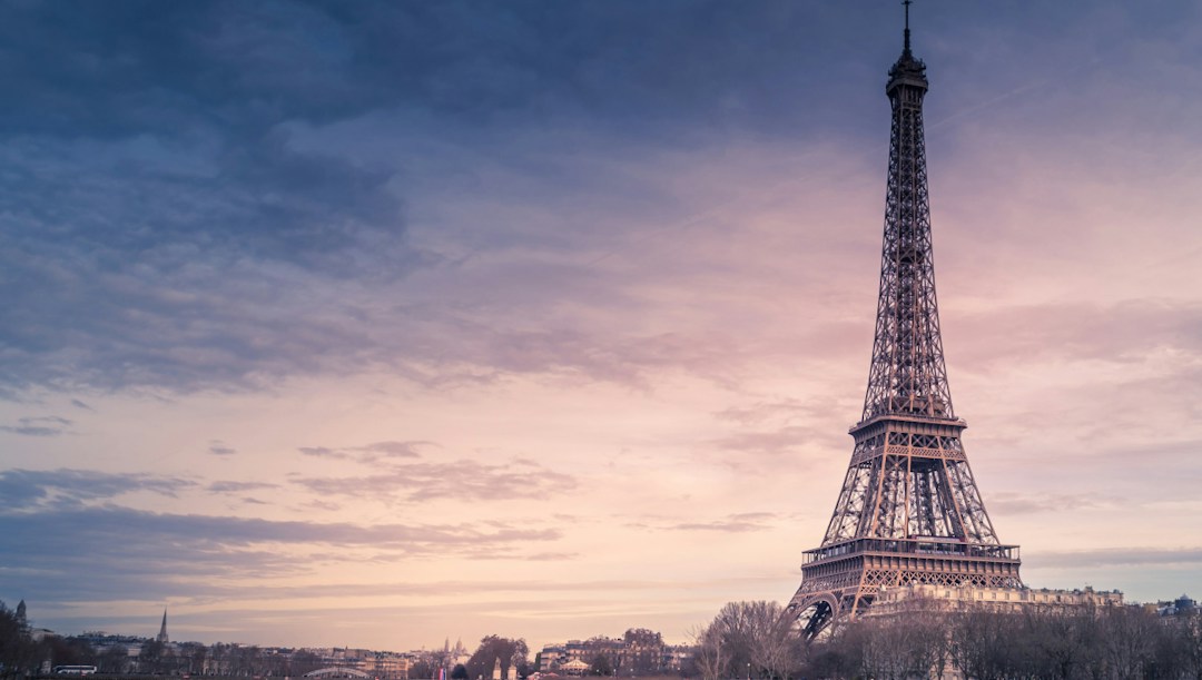 Virtual background Eiffel Tower Paris