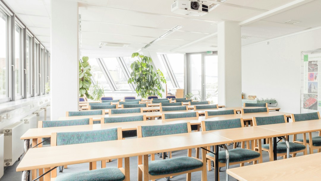 Arrière-plan virtuel gratuit salle classe