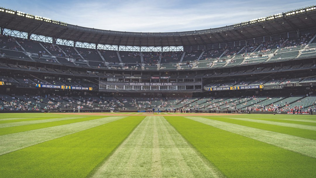 Virtual background baseball