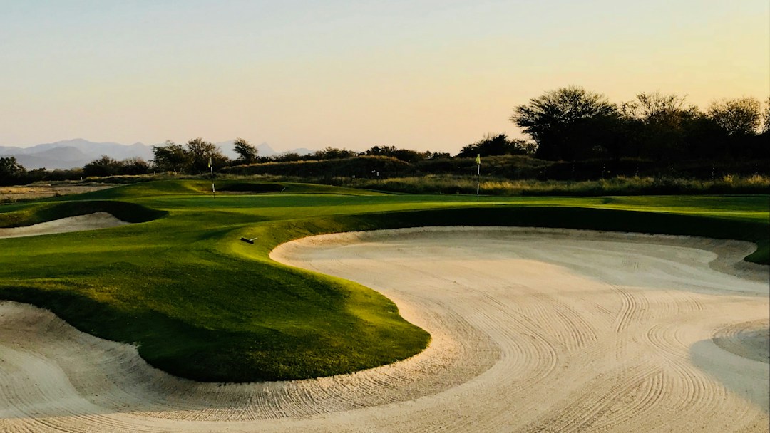 Virtual background golf course