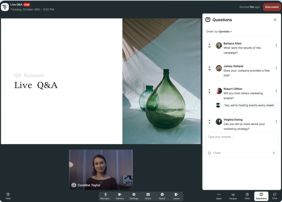 A meeting host using Livestorm’s upvoting tool to prioritize participants’ questions in real-time