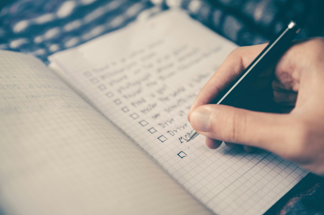Employee onboarding checklist