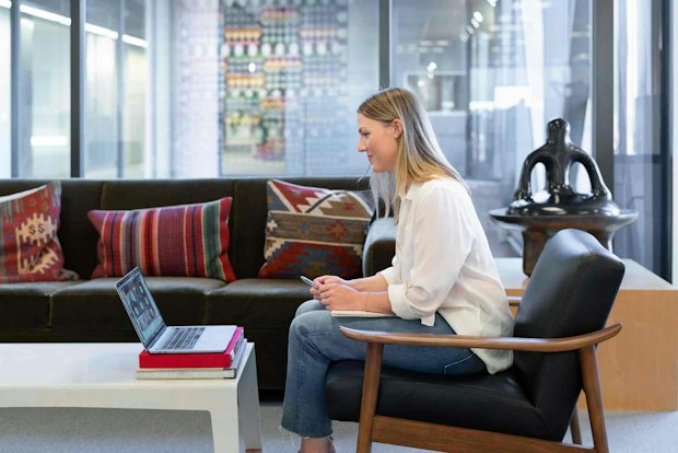 How to Host a Virtual Town Hall Meeting in 2022