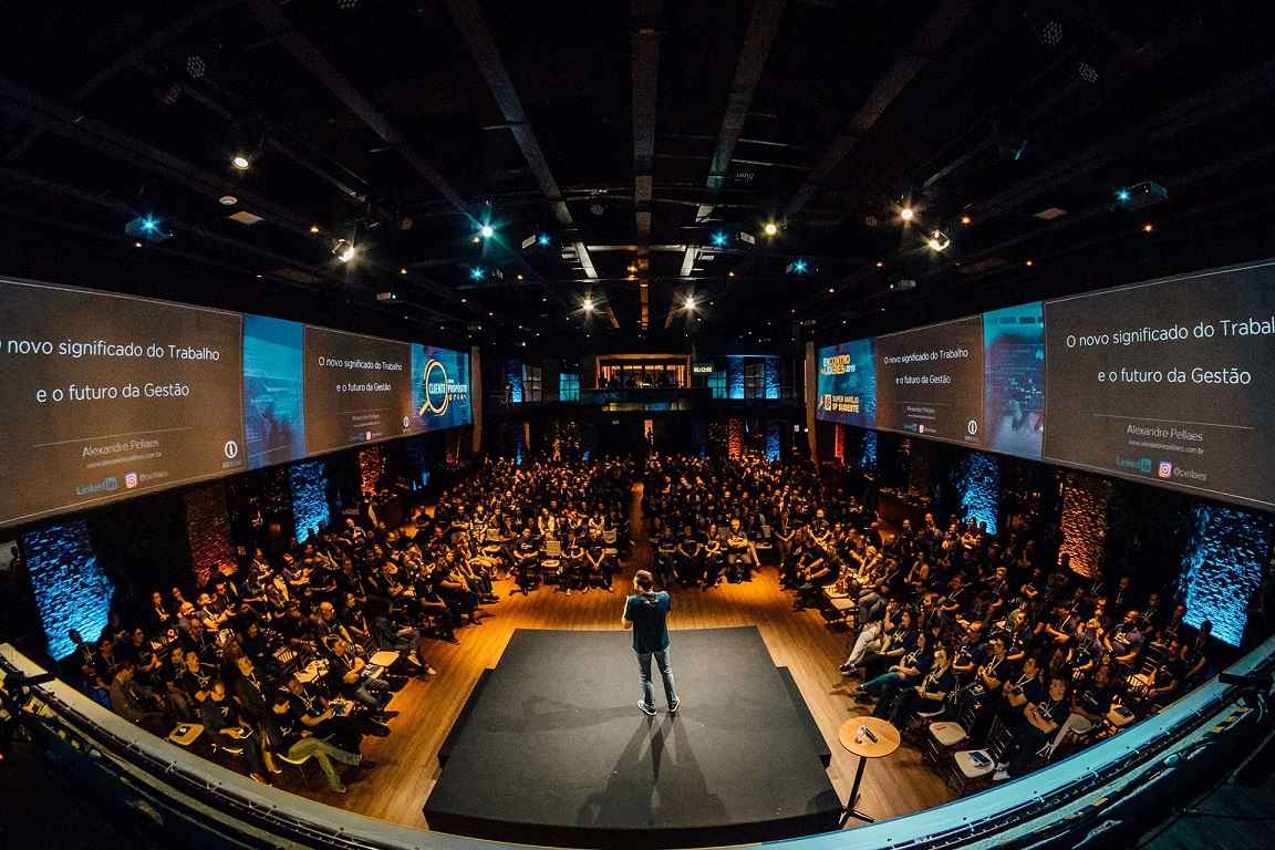 The B2B Summit North America hybrid event setup. Source: The Customer