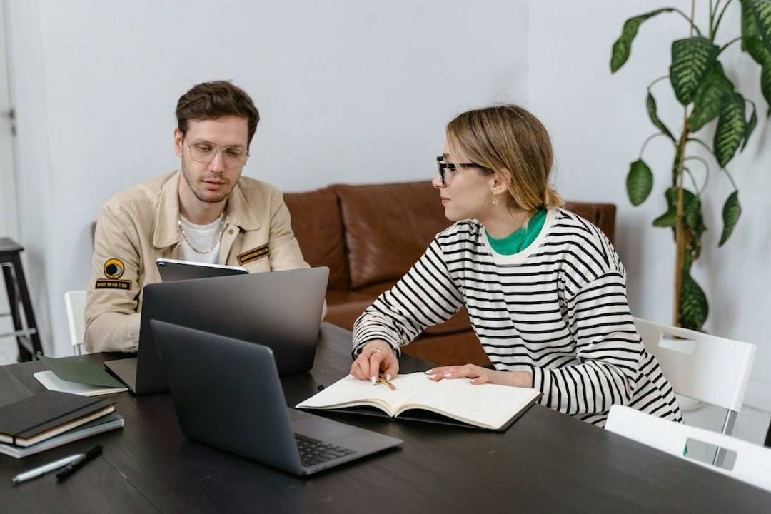 Two licensing partners having a conversation