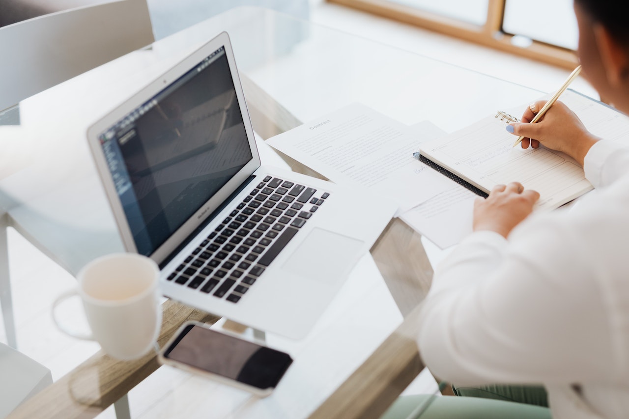 Virtual Training Explained: Your Step-by-Step Guide to Running Engaging Sessions