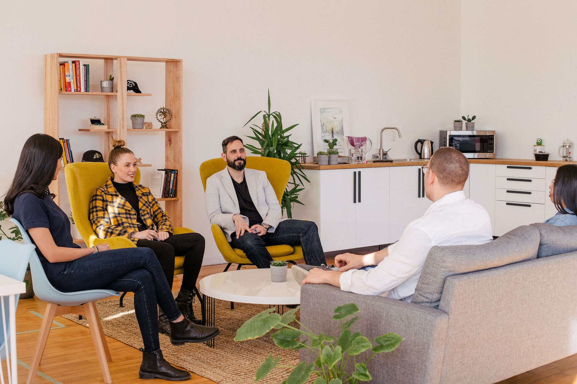Les intervenants experts sont les étoiles de la table ronde. Le public veut en savoir plus sur leurs points de vue