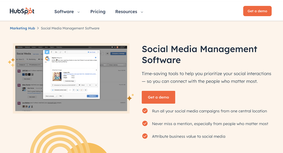 HubSpot social media management software homepage