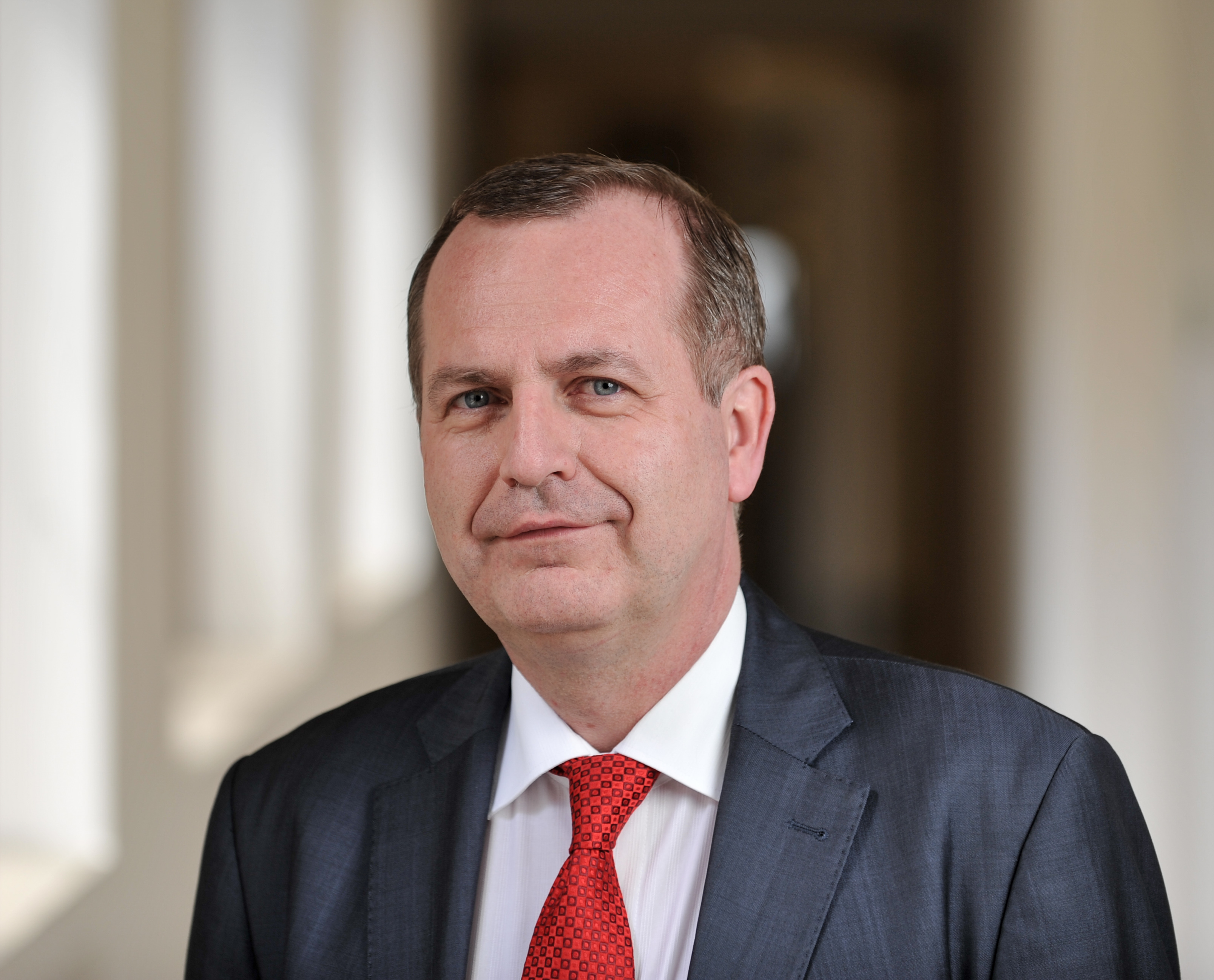 prof. MUDr.Tomáš ZimaDrSc., MBA - Národní divadlo