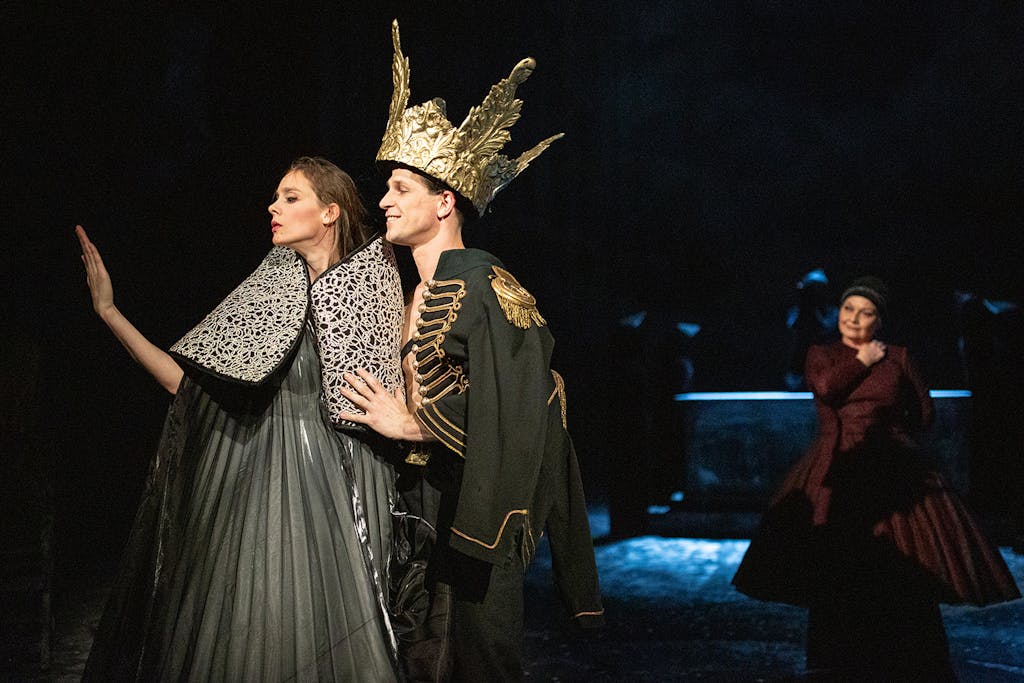 Činohra | Kytice: Jana Pidrmanová (Dora), Igor Orozovič (Král), Jana Preissová (Matka) – foto: Pavel Hejný