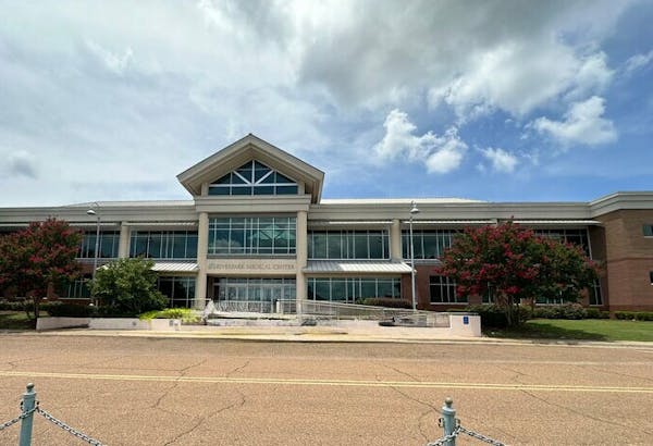 107 Front Street, Vidalia media