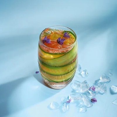 Aperol i Gin, przepis na drink „Słodko-gorzka symfonia”