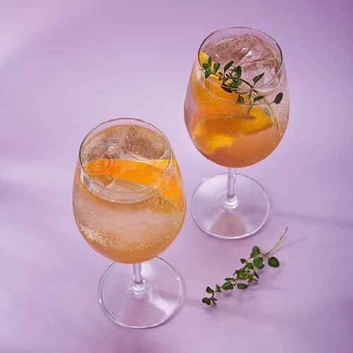 Wino z wodą gazowaną, przepis na „Francuskie bąbelki”