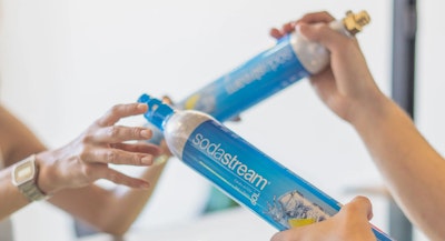 Wymiana naboju co2 SodaStream
