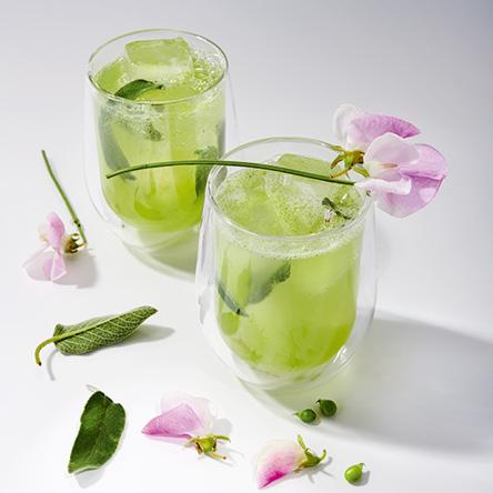 Zielony drink z rumem i likierem, przepis na „Podniebną wyspę”
