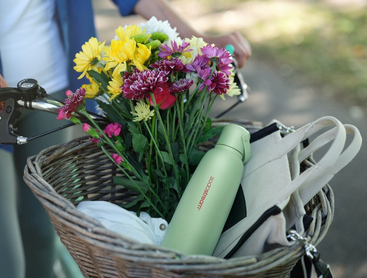 Butelka SodaStream Fizz&Go w kolorze miętowym jako idealny upominek.