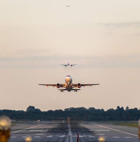 Plane landing