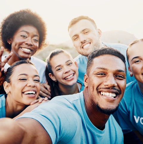 A portrait of volunteers