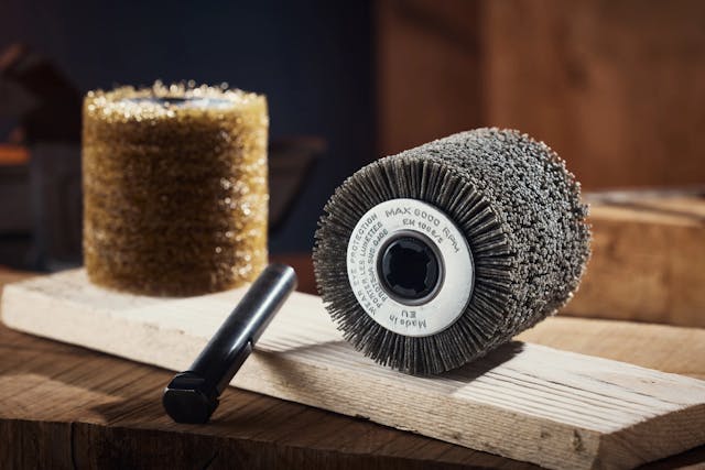 metal and plastic brushes