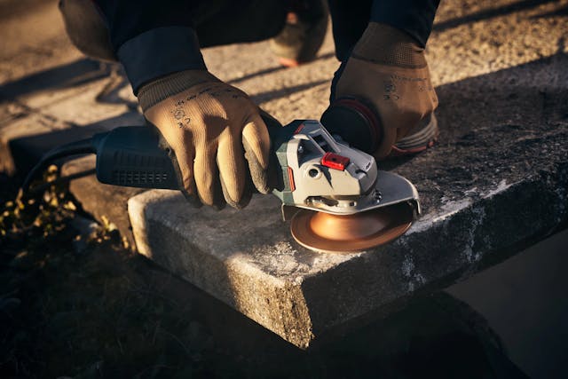 Brušenje betona z karbidnim diskom