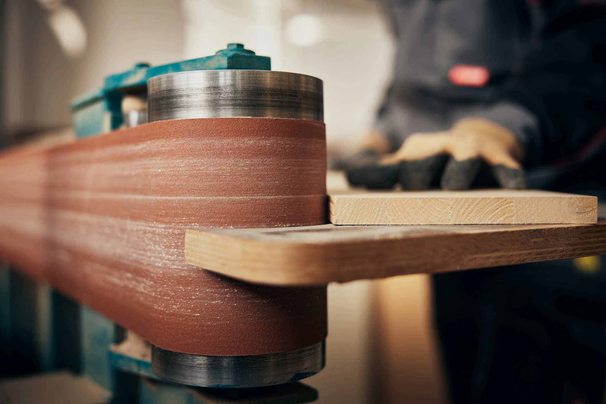 Brušenje na robni brusilki