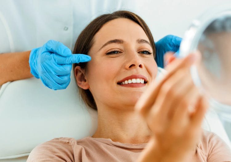 Dr. Klausner featured in NewBeauty: New York City Blepharoplasty Specialist | Lee Ann Klausner MD