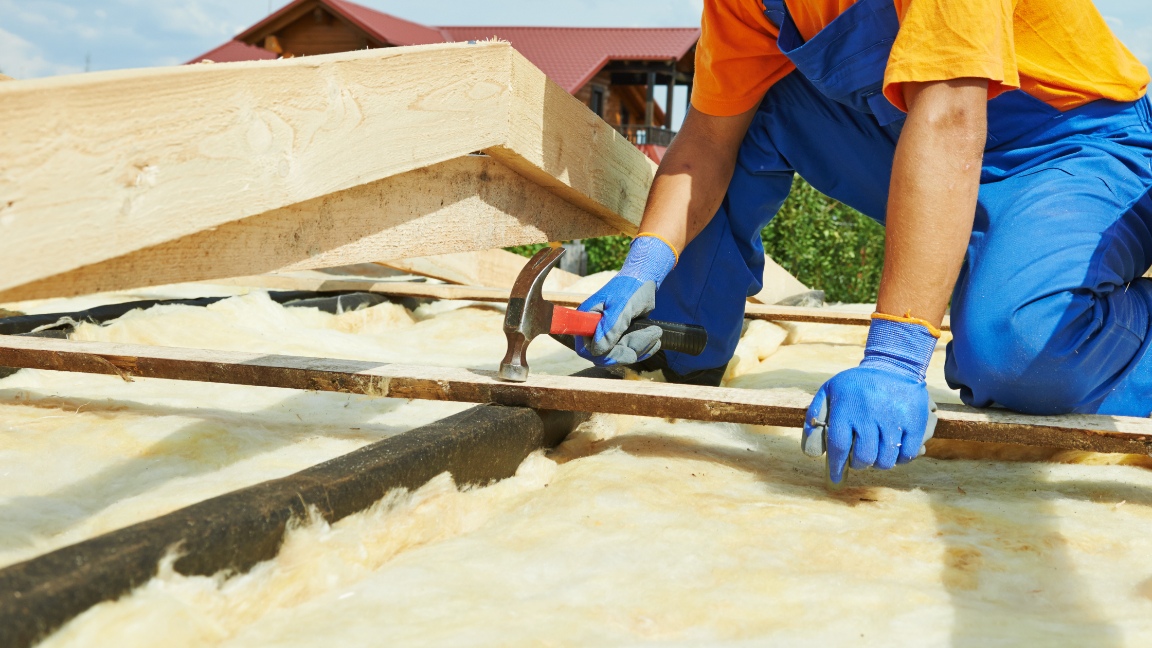 Dachdämmung Kosten: Alle Kostenfaktoren für Dachsanierung und Dämmung im Überblick 