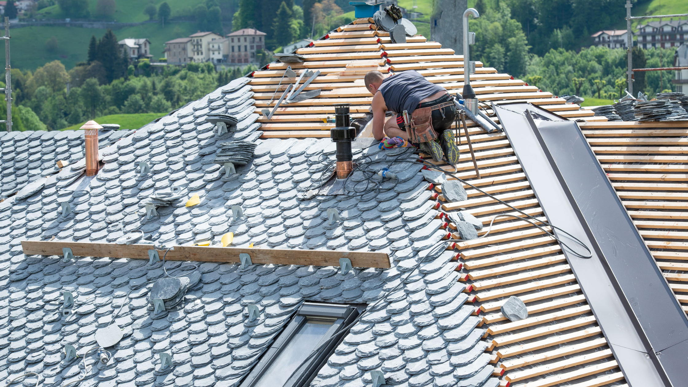 Rénovation de toiture en Suisse : coûts et guide pratique
