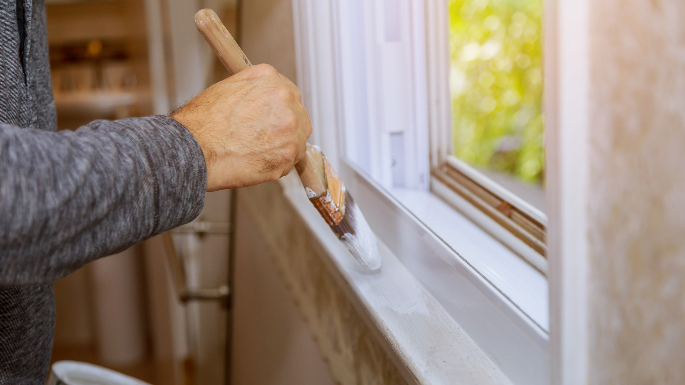 Fensterrahmen streichen: Lohnt sich der Aufwand, oder sollten Sie sie besser ersetzen? 