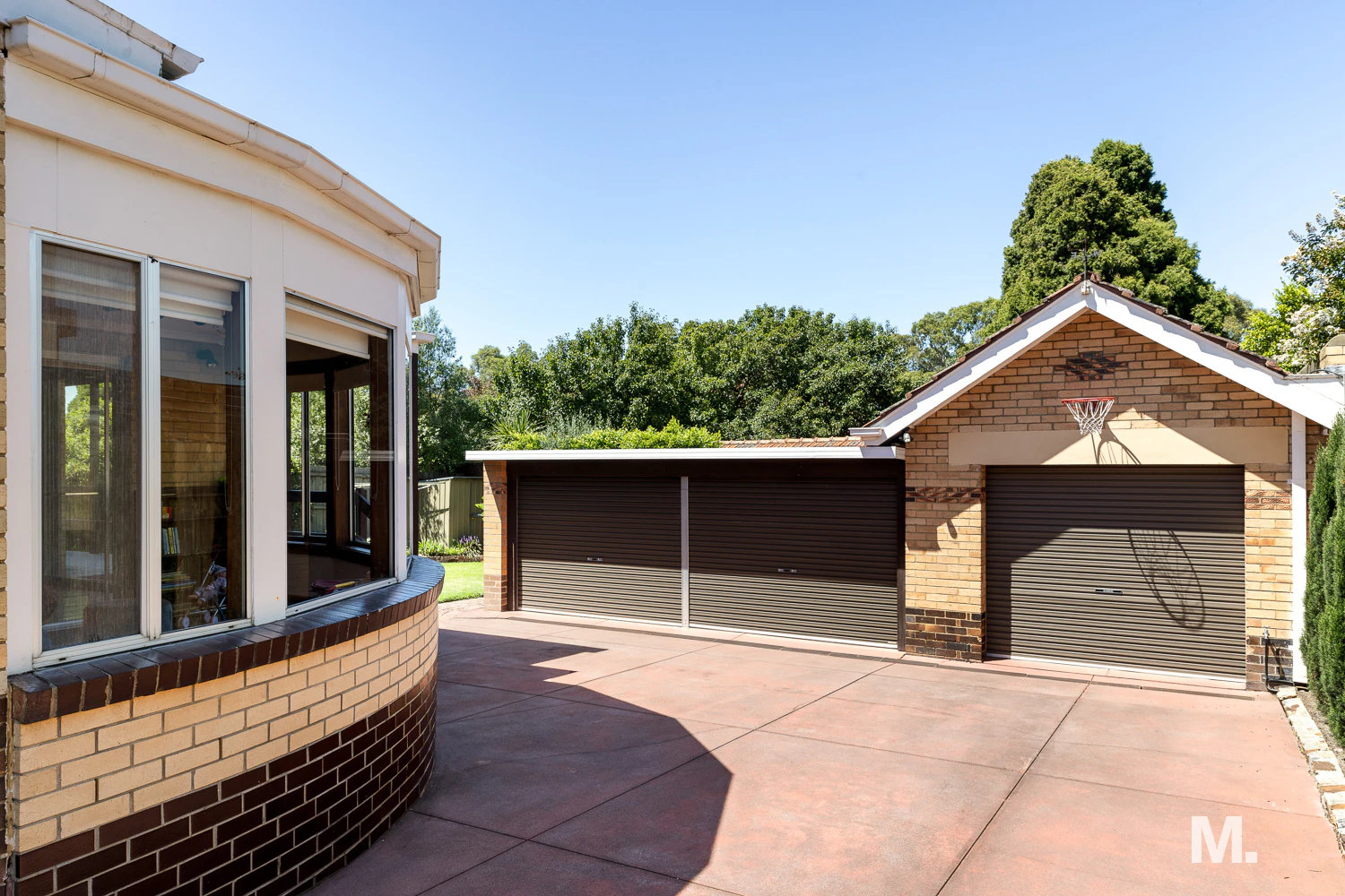 garage