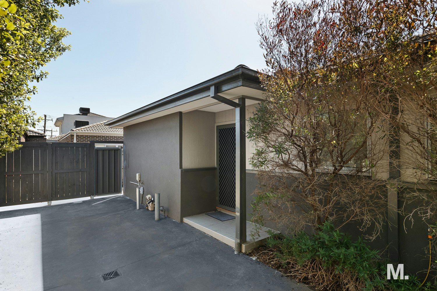 garage