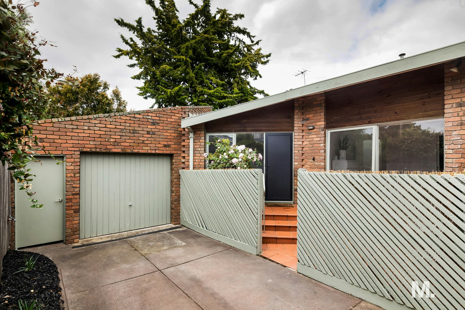 garage