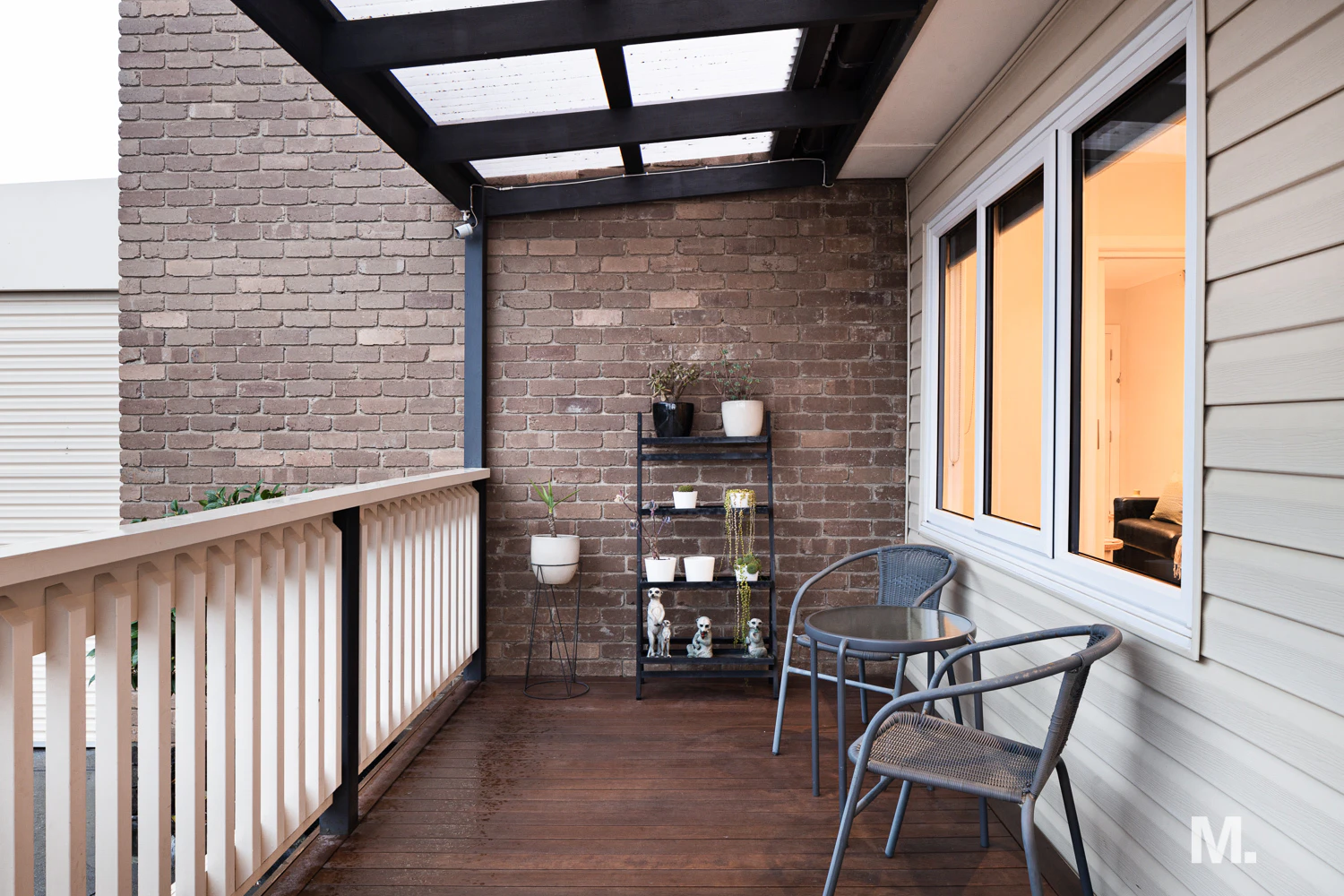 balcony